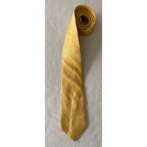 Brooks Brothers Makers & Merchant  Yellow Silk Men’s Necktie USA Made 3.5” x 61”